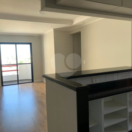 Apartamento à venda com 3 quartos, sendo 1 suíte,  em Vila Andrade, São Paulo, SP