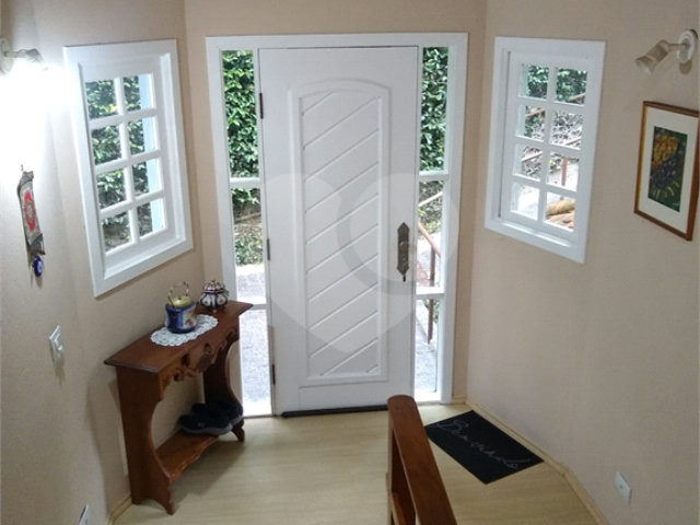 Casa à venda com 4 suítes no condomínio Alpes da Cantareira, Mairiporã - SP