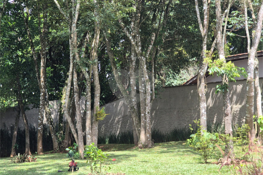 Casa à venda com 3 suítes no condomínio Alpes da Cantareira, Mairiporã - SP