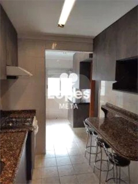 Apartamento à venda com 3 quartos, sendo 1 suíte, em Parque Residencial Aquarius, São José dos Campos, SP