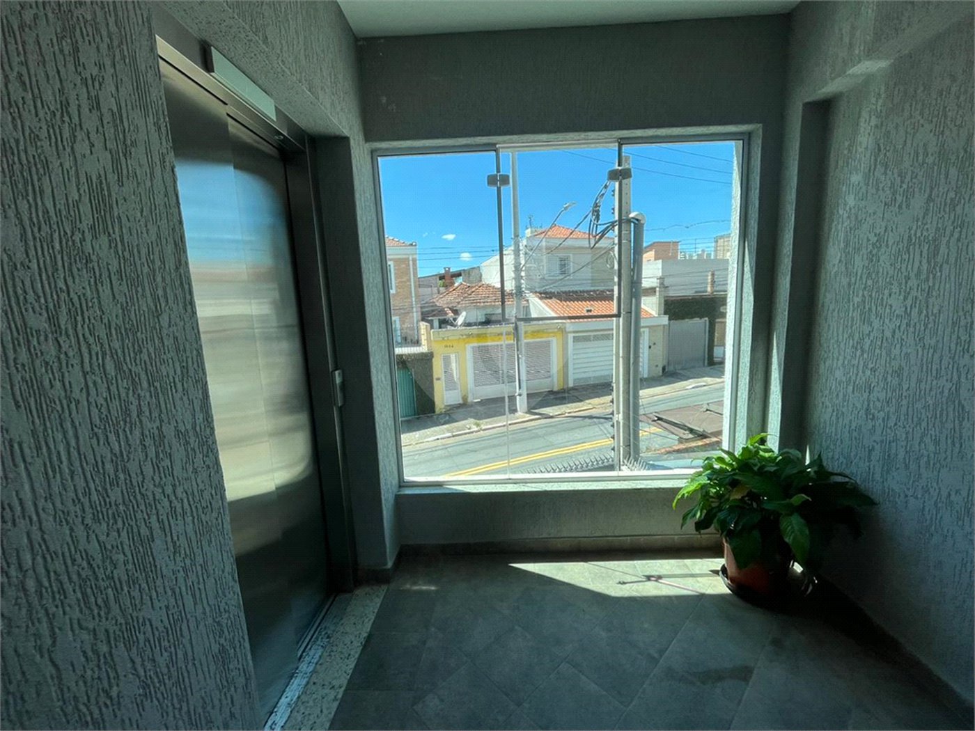 Apartamento à venda com 2 quartos em Chora Menino, São Paulo, SP