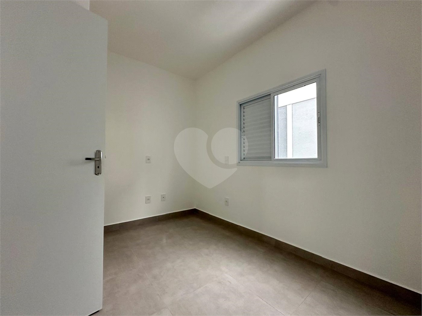 Casa à venda com 2 quartos no condomínio Residencial Vila Nova, Sorocaba - SP