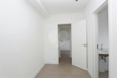 Apartamento à venda com 2 quartos em Vila Suzana, São Paulo, SP