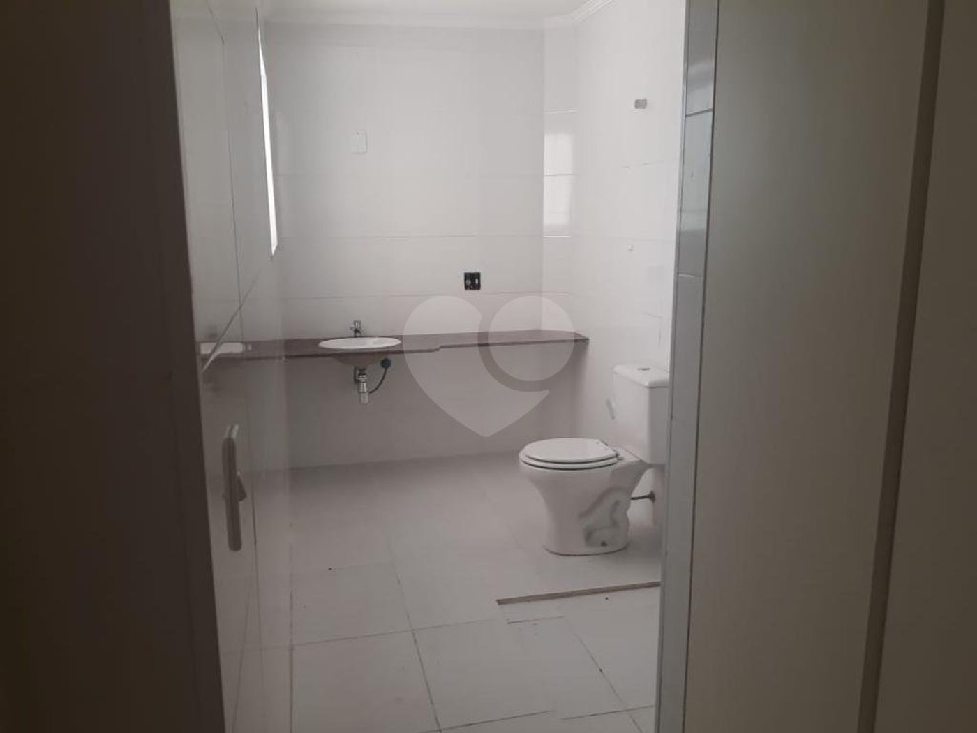 Casa à venda com 4 quartos, sendo 2 suítes, em Santana, São Paulo, SP
