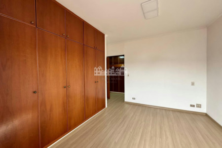 Apartamento à venda ou para alugar com 4 quartos, sendo 3 suítes, no Centro, Atibaia, SP