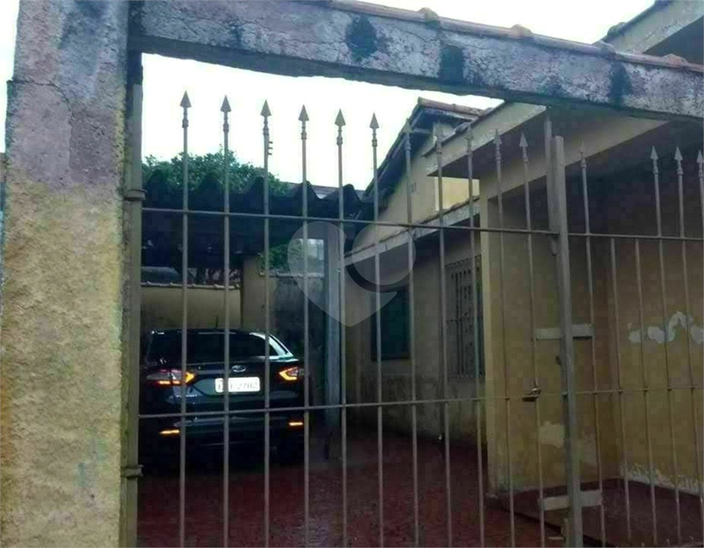 Casa à venda com 3 quartos em Jardim Indaiá, Poá, SP