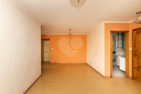 Apartamento à venda com 3 quartos, sendo 1 suíte,  em Tatuapé, São Paulo, SP
