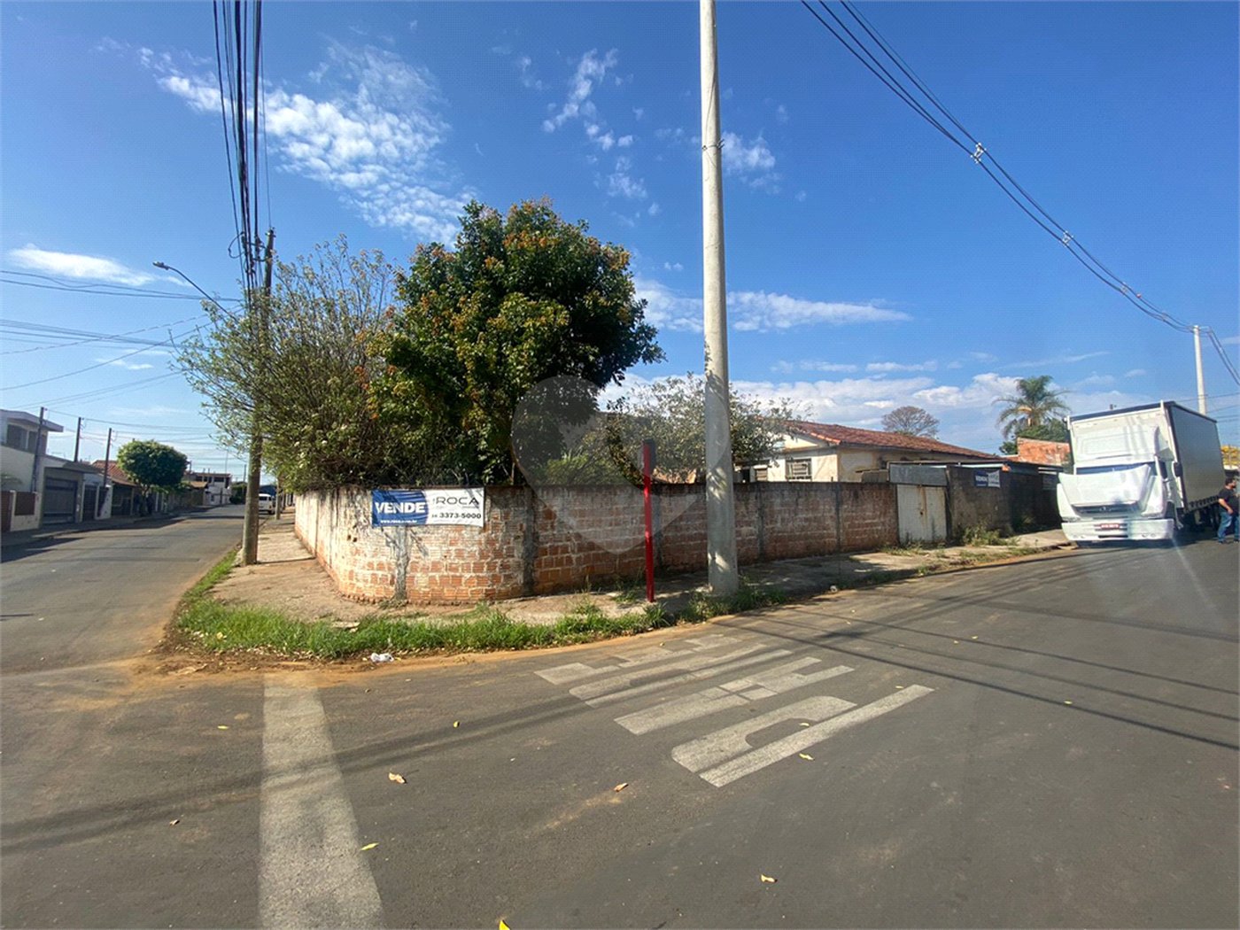 Terreno com 150,00 m² de área .
