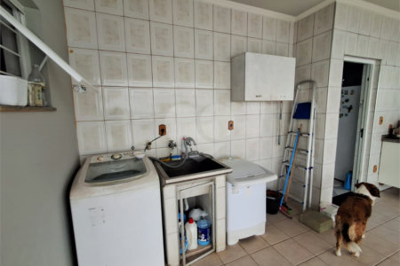 Casa à venda com 4 quartos, sendo 1 suíte, em Wanel Ville, Sorocaba, SP