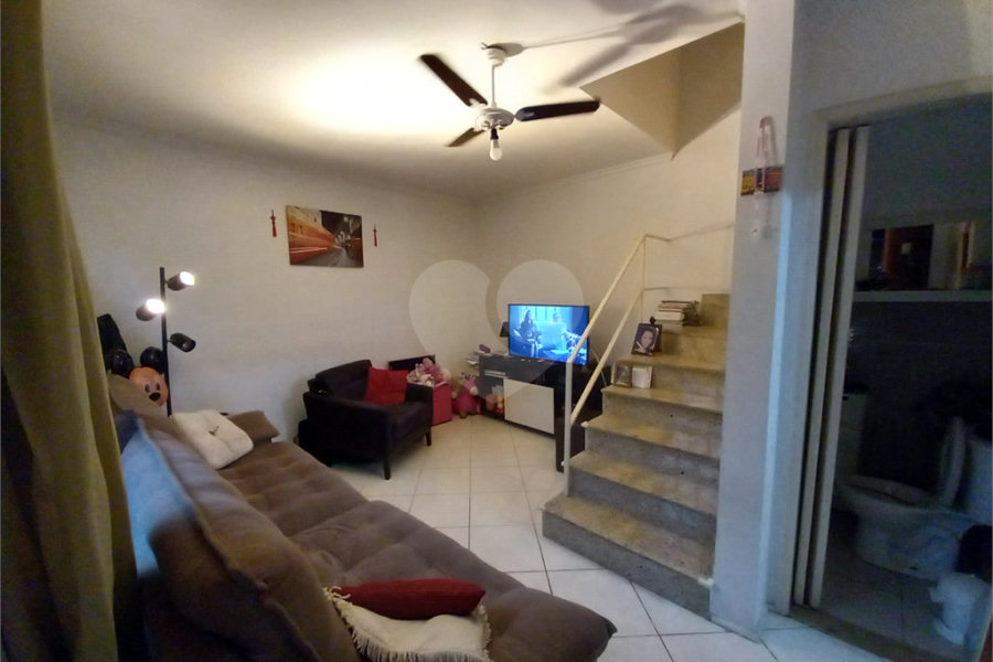 Sobrado à venda com 2 quartos em Vila Guilherme, São Paulo, SP