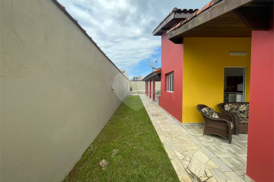 Casa à venda com 2 quartos, sendo 1 suíte,  em Morada da Praia, Bertioga, SP