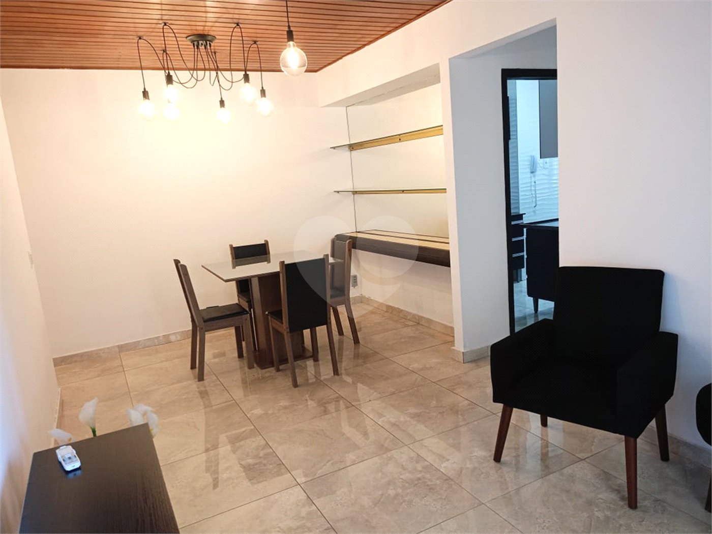 Apartamento na Consolação com 97m², 3 dormitórios, 1 vaga, próximo a Av. Paulista e estação de metrô