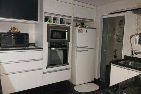 Apartamento à venda com 3 quartos, sendo 1 suíte, em Vila Andrade, São Paulo - SP