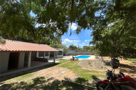 Casa à venda com 3 quartos, sendo 1 suíte, em Shamballa Village, Itu, SP