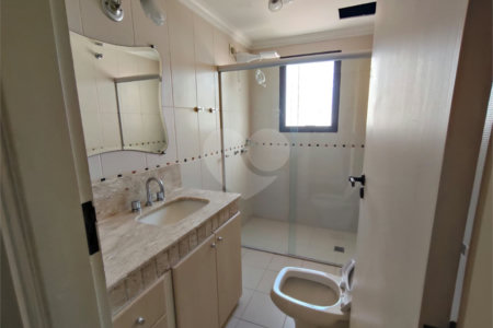 Apartamento à venda ou para alugar com 3 quartos, sendo 1 suíte, no Centro, Itapetininga, SP