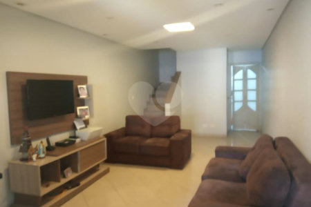 Sobrado à venda com 3 quartos, sendo 1 suíte, em Vila Medeiros, São Paulo, SP