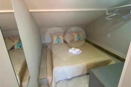 Triplex à venda com 2 suítes no Centro (mangue), Armação dos Búzios, RJ