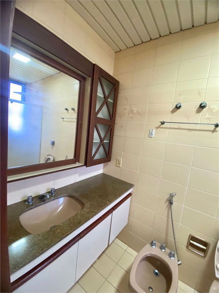 Apartamento Residencial à venda, Centro, Guarujá - AP1385.