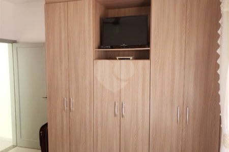 Sobrado à venda com 2 quartos em Vila Paulicéia, São Paulo, SP