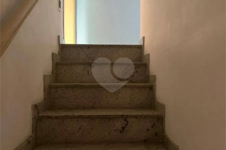 Sobrado à venda com 3 quartos em Água Fria, São Paulo, SP