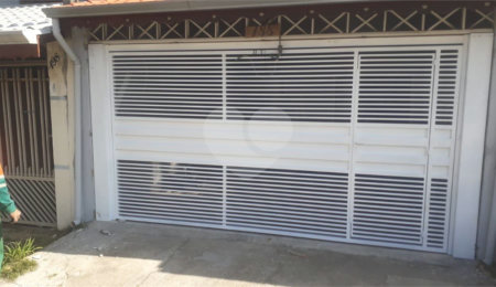 Casa de Vila à venda com 4 quartos, sendo 1 suíte, em Jardim Gramados de Sorocaba, Sorocaba, SP