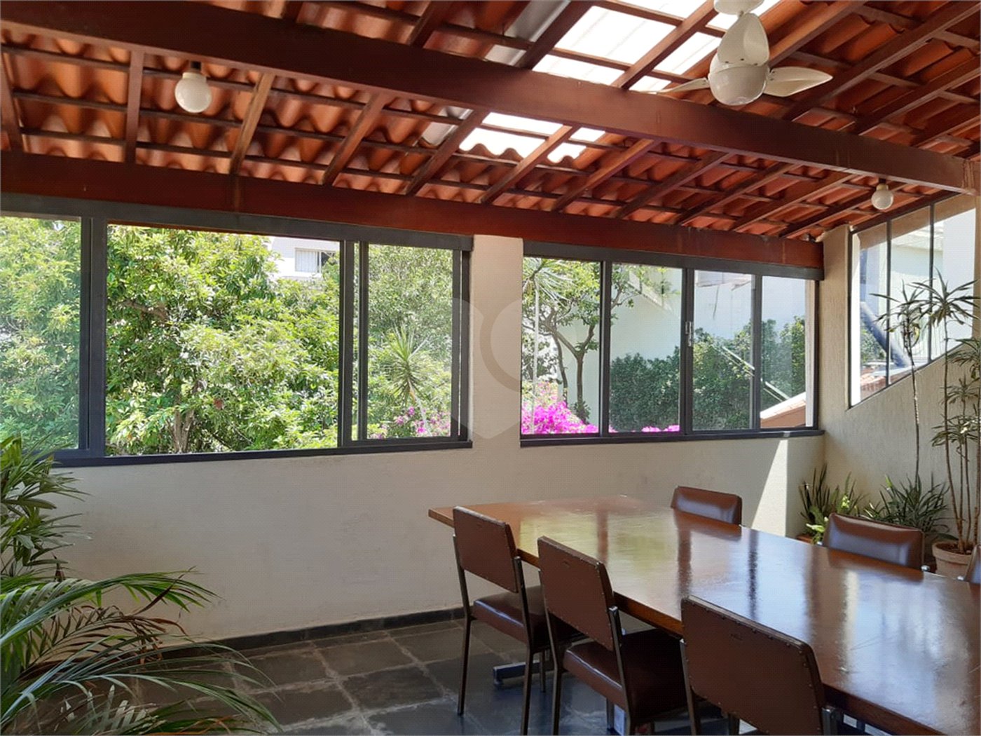 Sobrado à venda com 4 suítes em Santana, São Paulo, SP