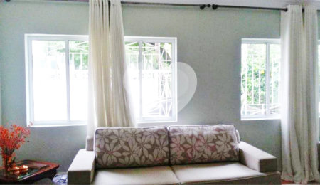 Casa à venda com 3 suítes em Indianópolis, São Paulo, SP