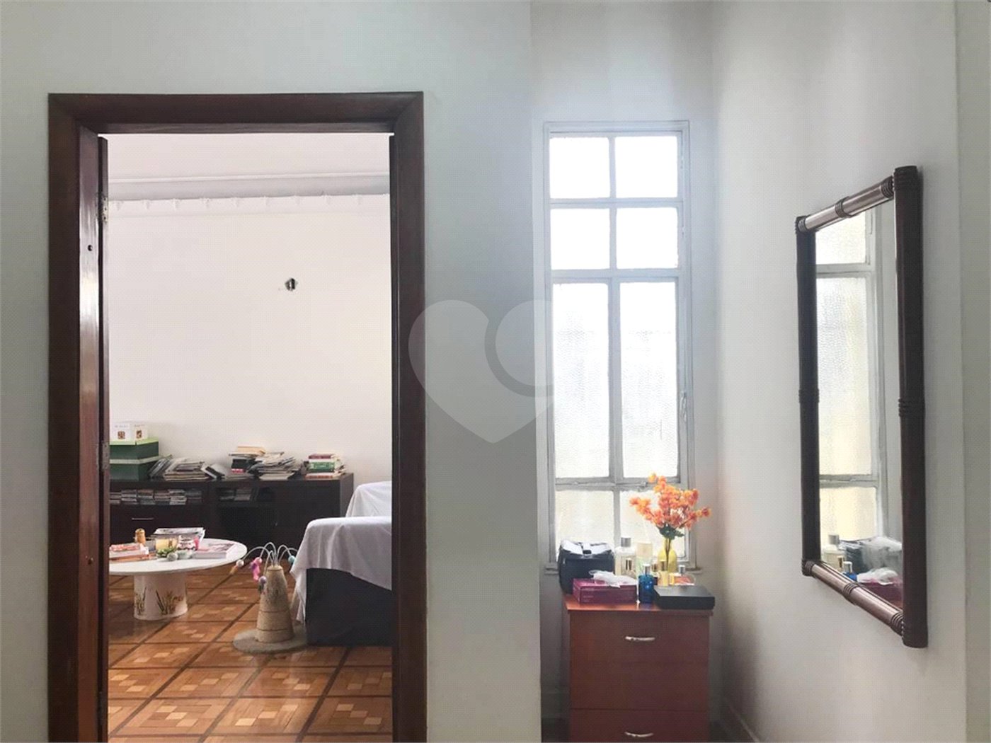 Apartamento na Bela Vista de 345m2 com 4 quartos (sendo 1 suíte.
