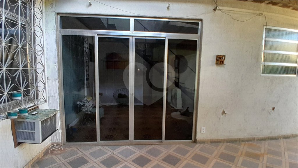 Casa à venda com 2 quartos, sendo 1 suíte, em Bangu, Rio de Janeiro, RJ