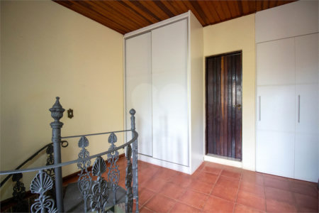Casa à venda ou para alugar com 5 quartos, sendo 2 suítes, no condomínio Restinga Verde, São Roque - SP