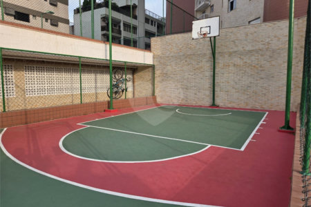 Apartamento à venda com 4 quartos, sendo 2 suítes, em Enseada, Guarujá, SP