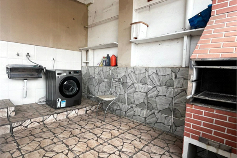 Sobrado à venda com 3 quartos em Tremembé, São Paulo, SP