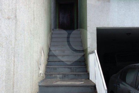 Sobrado à venda com 3 quartos, sendo 1 suíte, em Santa Teresinha, São Paulo, SP