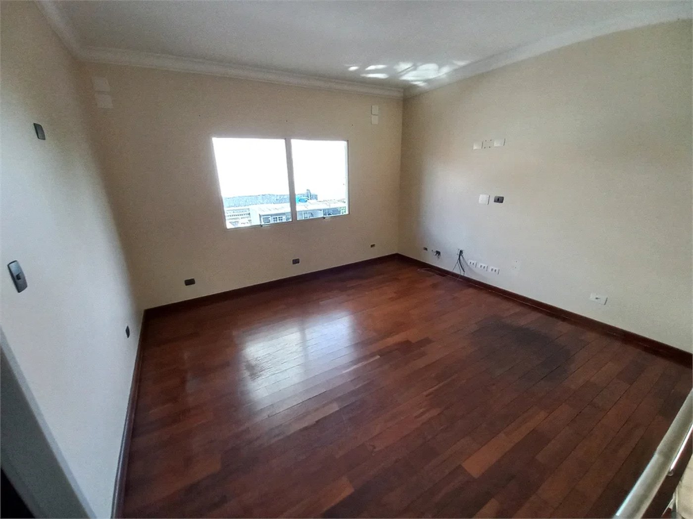 Sobrado à venda com 3 quartos, sendo 1 suíte, em Lar São Paulo, São Paulo, SP