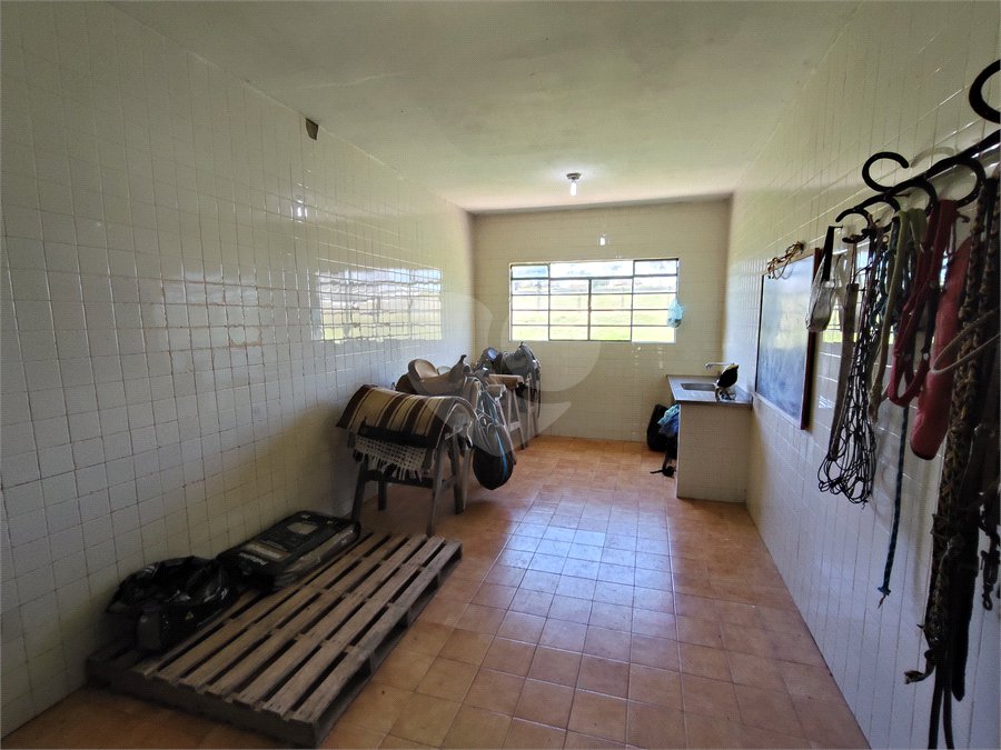 Fazenda para alugar com 3 quartos em Vila Santana, Itapetininga, SP