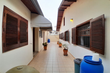 Casa Térrea à venda com 4 quartos, sendo 1 suíte, em Parque Continental, São Paulo, SP