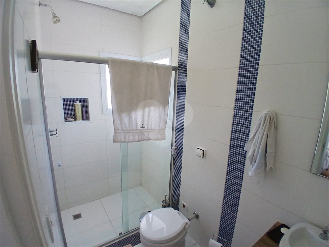 Casa à venda com 3 suítes no condomínio Golden Park Residence, Sorocaba - SP