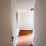 Apartamento à venda com 2 quartos em Moema, São Paulo, SP