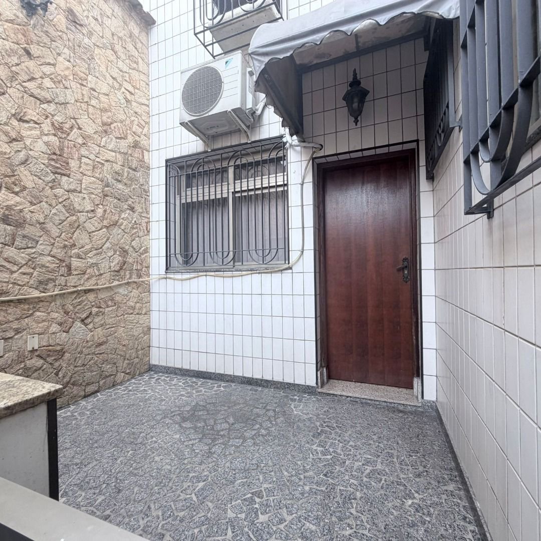 Casa Comercial com 2 dormitórios, 227 m² - venda por R$ 2.000.000 ou aluguel por R$ 9.605 - Vila Belmiro - Santos/SP