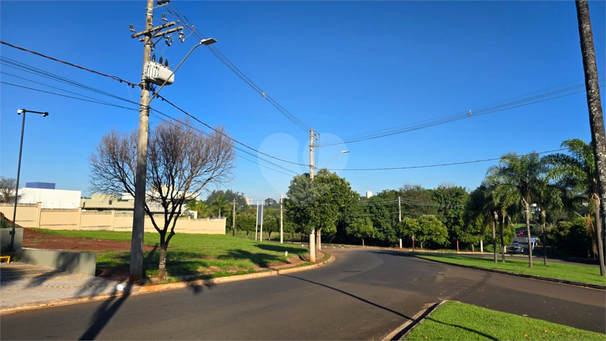 Terreno à venda em Jardim São Camilo, Araraquara, SP