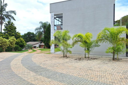 Casa à venda com 7 quartos, sendo 3 suítes, no condomínio Chacaras do Lago, Vinhedo - SP