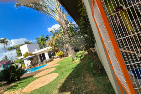 Casa à venda com 4 suítes no condomínio Vivenda do Lago, Sorocaba - SP