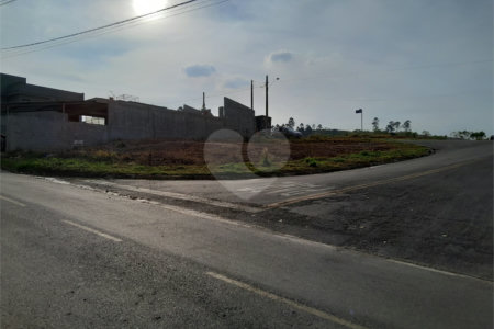 Terreno à venda no Centro, Bom Jesus dos Perdões, SP