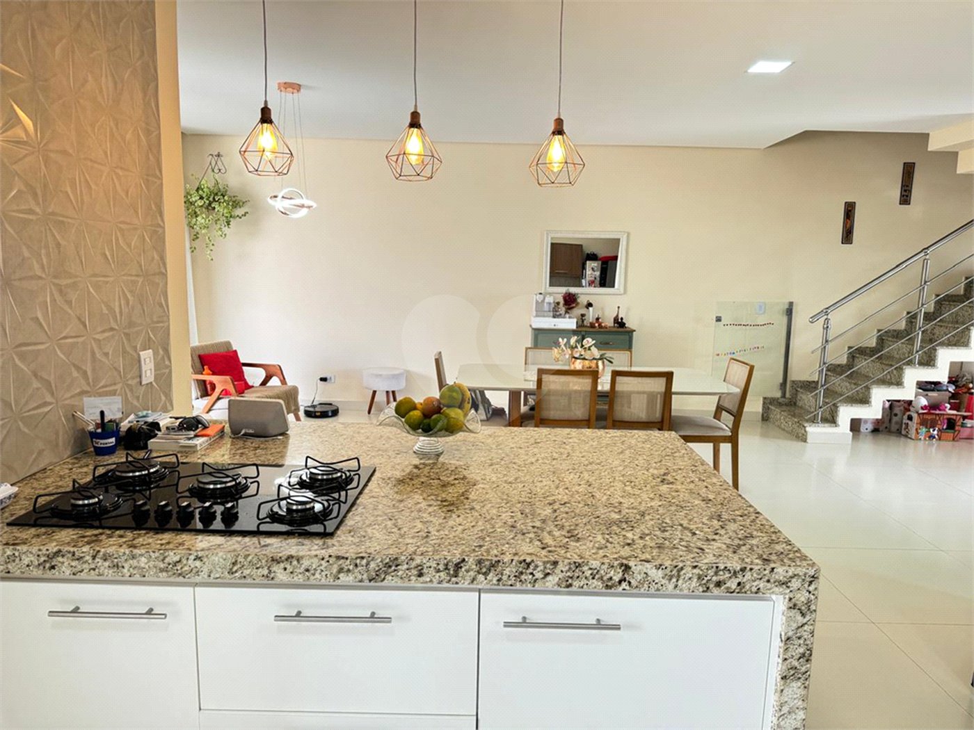 Casa à venda com 3 suítes no condomínio Terras de São Francisco, Sorocaba - SP