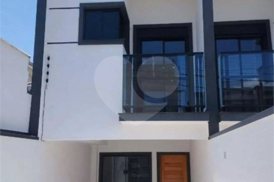 Sobrado à venda com 3 quartos, sendo 1 suíte,  em Jardim Maristela, São Paulo, SP