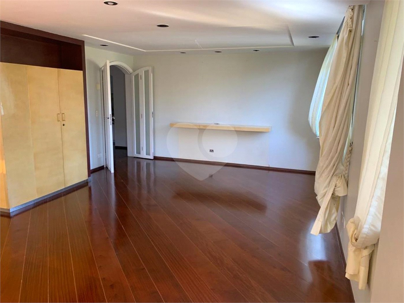Apartamento à venda com 3 suítes em Paineiras do Morumbi, São Paulo, SP