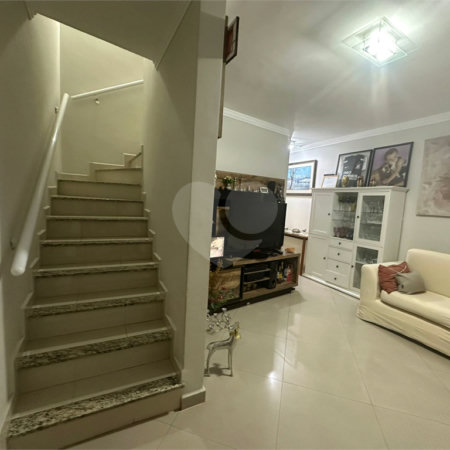 Casa à venda ou para alugar com 3 quartos, sendo 1 suíte,  em Jardim Vivan, São Paulo, SP