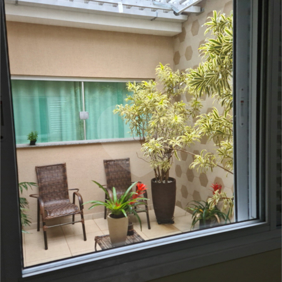 Casa à venda com 5 quartos, sendo 1 suíte, em Vila Lavínia, Mogi das Cruzes, SP
