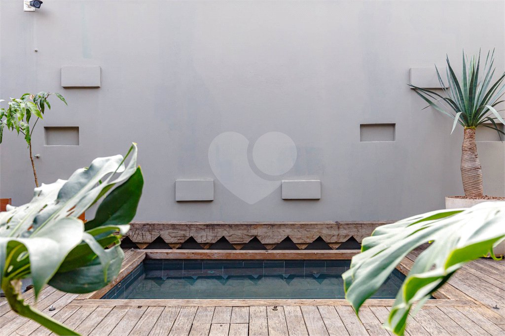 Casa à venda com 6 quartos, sendo 2 suítes,  em Santo Amaro, São Paulo, SP