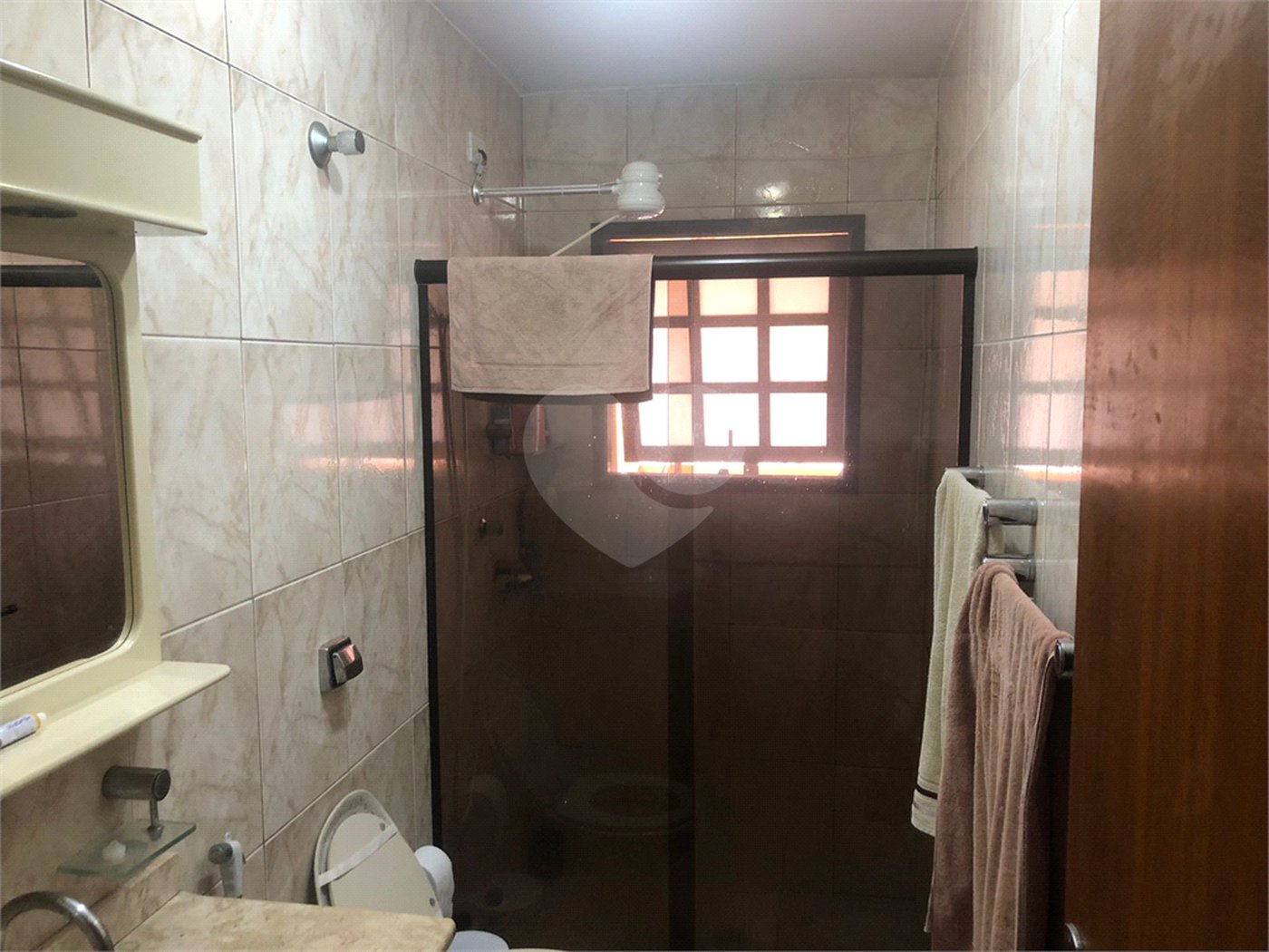 Sobrado à venda com 4 quartos, sendo 1 suíte, em Sumaré, São Paulo, SP